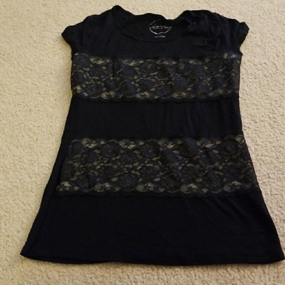 Stretch lace black top.